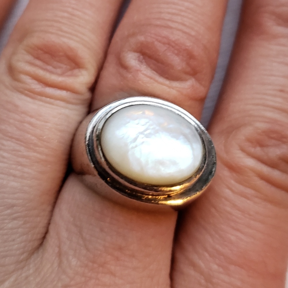 Mother of Pearl Sterling Silver Ring 925 MOP Shell